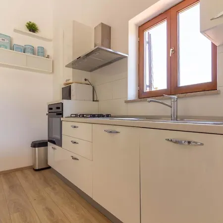 Mit Privatpool Fuer 10 Personen Ca 175 Qm In Peroj, Istrien Istrische Riviera * Peroj